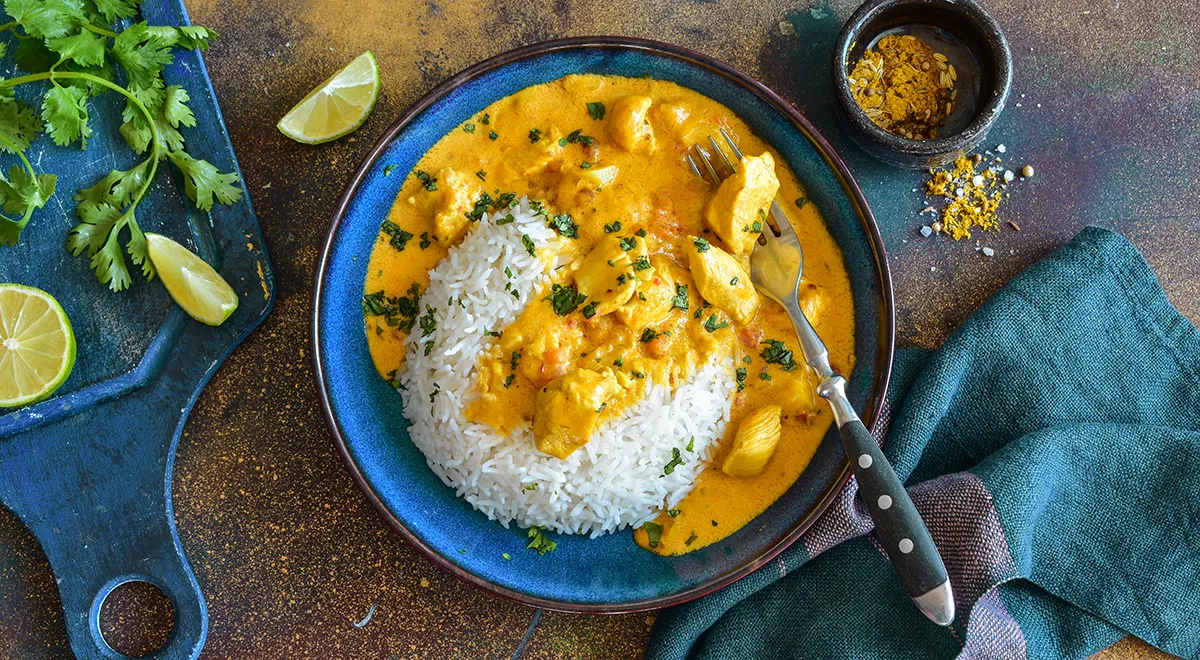 Krémové kuře s kokosem a exotickým kořením